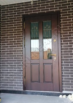 Дверь со стеклом для загородного дома МДФ