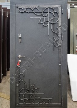 Металлическая входная дверь РД-1303525