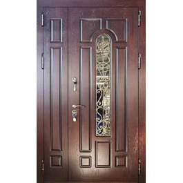 Полуторная дверь в частный дом с ковкой и стеклом РД-2568 с терморазрывом по цене от 47500 рублей