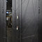 Черная уличная дверь с вертикальной ручкой и боковым стеклом РД-2659