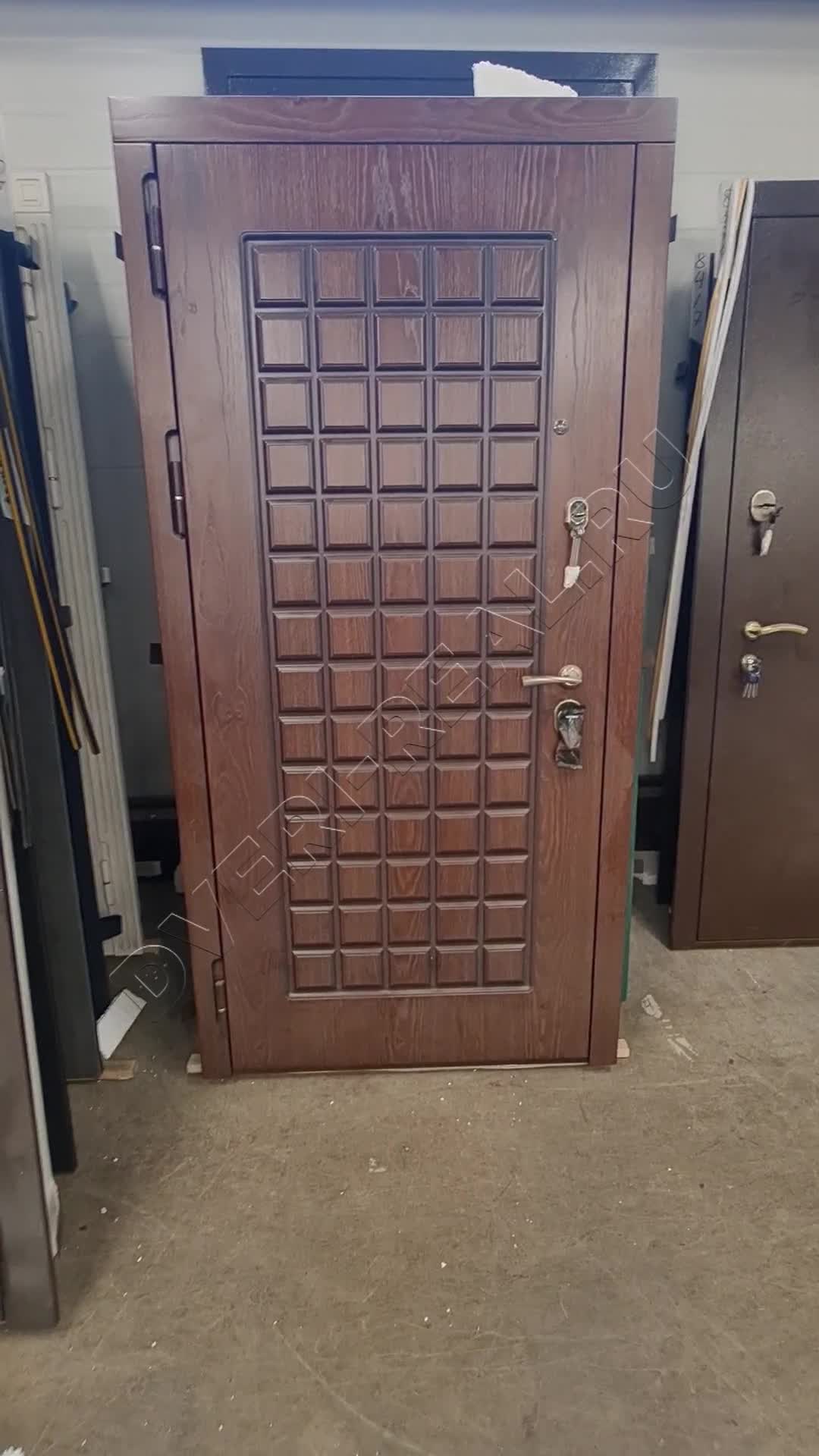 Металлическая входная дверь РД-1226130 (фото №1)